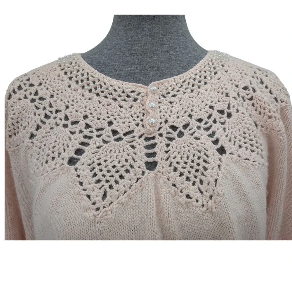Cottagecore Prairie Pale‎ Baby Pink Crochet Lace Pearls Vintage Knit M Sweater